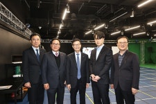 오로라월드 기업 현장방문