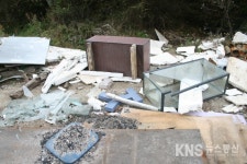 [단독] 쓰레기매립장으로 변한 제천 송학 자연장지...흉가 방불 부작용 속출 - KNS뉴스통신 [단독] 쓰레기매립장으로 변한 제천 송학 자연장지...... 