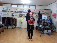 문학에 뜨는 트롯신동 송별양의 새해맞이 효도공연 - KNS뉴스통신 문학에 뜨는 트롯신동 송별양의 새해맞이 효도공연
