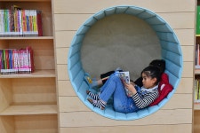 엄지척, 장유 명소로 떠오르는 김해 장유 율하도서관 - KNS뉴스통신 엄지척, 장유 명소로 떠오르는 김해 장유 율하도서관