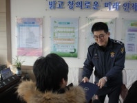 밀양구치소 미르피아봉사단 부북초등학교에 장학금 전달 - KNS뉴스통신 밀양구치소 미르피아봉사단 부북초등학교에 장학금 전달