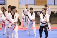 활동 - 기초부터 겨루기까지 태권도의 정확한 기본을 배워요 | Kocis 기초부터 겨루기까지  태권도의 정확한 기본을 배워요