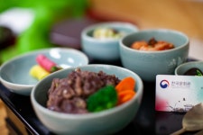 활동 - 요리학교 학생대상 약이 되는 궁중 요리 한식 강좌 개최 | 국제문화홍보정책실 요리학교 학생대상 약이 되는 궁중 요리 한식 강좌 개최