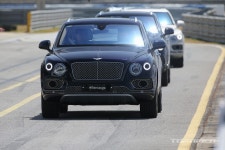 [시승기] 벤틀리 벤테이가, 트랙에서 조차 여유만만 - 탑라이더 [시승기] 벤틀리 벤테이가, 트랙에서 조차 여유만만