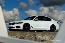BMW 3·5·7·8시리즈 에디션 출시, 5940만원부터 - 탑라이더 BMW 3&middot;5&middot;7&middot;8시리즈 에디션 출시, 5940만원부터