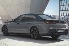 BMW 7시리즈 VS 벤츠 S클래스, 파격 혹은 중후함 - 탑라이더 BMW 7시리즈 VS 벤츠 S클래스, 파격 혹은 중후함