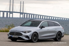 벤츠 신형 CLA 슈팅브레이크 공개, 선루프에 삼각별 158개 벤츠 신형 CLA 슈팅브레이크 공개, 선루프에 삼각별 '158개'