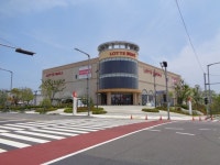 ロッテマート 東釜山店｜機張(釜山)のショッピング店｜韓国旅行「コネスト」 ロッテマート 東釜山店｜機張(釜山)のショッピング店