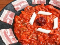 オチュ 新川直営店｜蚕室(ロッテワールド)(ソウル)のグルメ・レストラン｜韓国旅行「コネスト」 オチュ 新川直営店｜蚕室(ロッテワールド)... 