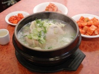 正統参鶏湯元家｜市庁・光化門(ソウル)のグルメ・レストラン｜韓国旅行「コネスト」 正統参鶏湯元家｜市庁・光化門(ソウル)のグルメ... 