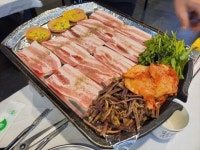 新沙洞・カロスキル(シンサドン・カロスキル)のグルメ店リスト｜韓国旅行「コネスト」 新沙洞・カロスキル(シンサドン・カロスキル)... 