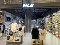 MLB 明洞中央店の支店情報｜明洞(ソウル)のショッピング店｜韓国旅行「コネスト」 MLB 明洞中央店の支店情報｜明洞(ソウル)のショッピング店