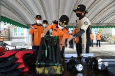 이흥교 소방청장, 충남 대천해수욕장 119시민수상구조대 안전점검 - 사진 | 멀티미디어 | 대한민국 정책브리핑 이흥교 소방청장, 충남... 