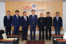 김희중 대주교 예방 - 사진 | 멀티미디어 | 대한민국 정책브리핑 김희중 대주교 예방