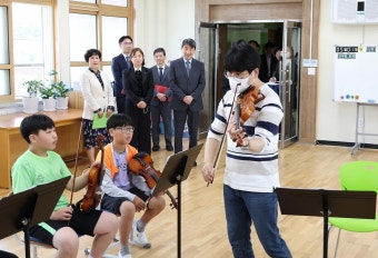 이주호 사회부총리 겸 교육부 장관, 학교 체육·예술활동 현장 방문 - 사진 | 멀티미디어 | 대한민국 정책브리핑 이주호 사회부총리 겸 교육부 장관...