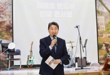 이주호 부총리, 돌봄교육공동체 운영 현장방문 - 사진 | 멀티미디어 | 대한민국 정책브리핑 이주호 부총리, 돌봄교육공동체 운영 현장방문