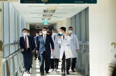서울아산병원 어린이병원 방문 - 사진 | 멀티미디어 | 대한민국 정책브리핑 서울아산병원 어린이병원 방문