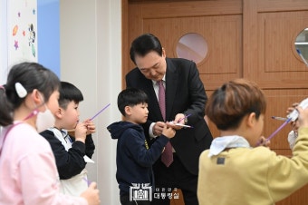 늘봄학교 일일 특별강사 활동 - 사진 | 멀티미디어 | 대한민국 정책브리핑 늘봄학교 일일 특별강사 활동