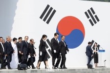 제69회 현충일 추념식 - 사진 | 멀티미디어 | 대한민국 정책브리핑 제69회 현충일 추념식