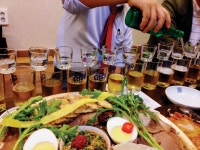 정책주간지 공감 정(情)을 돌리는 술잔, 병(病)도 함께 돌아갑니다