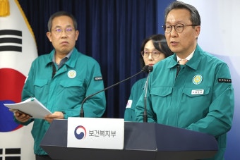 복지부 “의사 근무여건 반드시 개선…학업·의료에 힘 쏟아주길” - 정책뉴스 | 뉴스 | 대한민국 정책브리핑 복지부 “의사 근무여건 반드시 개선...
