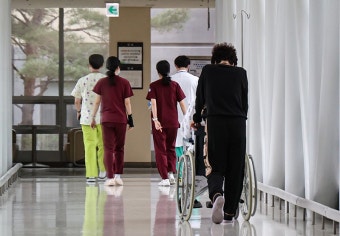 정부 “의료계 집단행동 시 비상진료체계 가동·비대면진료 전면 허용”... 정부 “의료계 집단행동 시 비상진료체계 가동·비대면진료 전면...