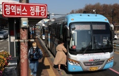수도권 북부 광역버스·BRT 확충…출퇴근 30분 시대 #민생토론... 수도권 북부 광역버스·BRT 확충…출퇴근 30분 시대 #민생토론 후속조치