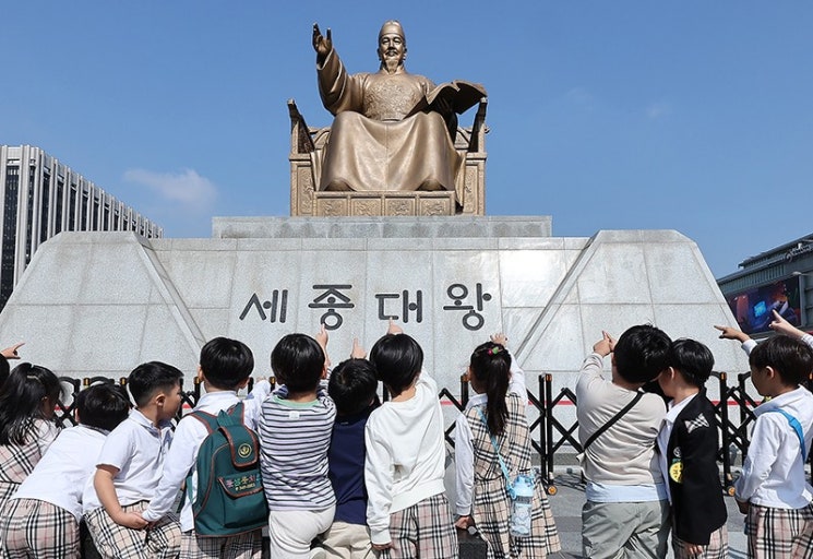 Nghệ thuật thư pháp Hangeul trong ngày lễ tôn vinh chữ viết dân tộc. Nguồn: Korea.net