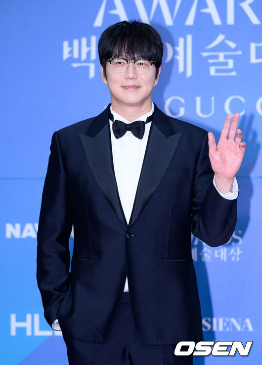 성시경, 백상 예능상 후보 경험 솔직히 전해 팬들 감동시켜