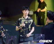 [LCK] ‘쵸마의 남정 성공’ 젠지, DK 2-1로 꺾고 4연승…1R 패배 설욕(종합) | 미주중앙일보