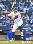 2024 홈런왕 결별하고 선택한 블레인, 3볼넷 데뷔전 어땠나? 이호준 