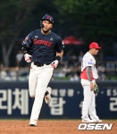 김도영 39호 스리런→카스트로 투런+만루포, KIA 16-11 위닝시리즈...롯데 20안타 치고도 패패패 [광주 리뷰] | 미주중앙일보