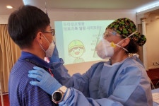 ‘선한 이웃’ 우리성모병원 코로나 무료 테스트 | 미주중앙일보