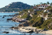 비췻빛 바다·황홀한 풍경에 피서객 몰린다 | 미주중앙일보