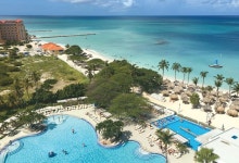 비췻빛 바다·황홀한 풍경에 피서객 몰린다 | 미주중앙일보