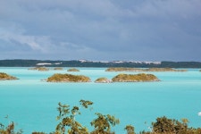 비췻빛 바다·황홀한 풍경에 피서객 몰린다 | 미주중앙일보