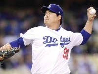 류현진 93구로 완봉승 | 미주중앙일보