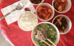 ‘점심 한끼’ 도시락 캠페인 - 송영 통큰 설렁탕, 양지살코기 듬뿍 든 진국 | 미주중앙일보