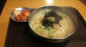 황기순 칼국수 드세요~