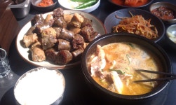 신의주 찹쌀순대 - 안암오거리 방면