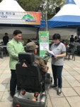 [태백시험장] 제1회 찾아가는 운전면허 서비스 실시 홈 > 공단소개 > 공단소개 > 지역별 경영활동 [태백시험장] 제1회 찾아가는 운전면허 서비스 실시