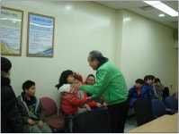 [대구방송]아동복지센터 학생 견학 및 KoRoad 성금 전달 홈 > 공단소개 > 공단소개 > 지역별 경영활동 [대구방송]아동복지센터 학생 견학 및... 