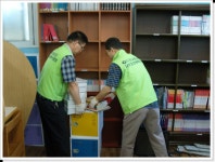 [남부운전면허시험장] 새빛보육원 봉사 활동 홈 > 공단소개 > 사회공헌사업 > KoROAD 사랑나누기 [남부운전면허시험장] 새빛보육원 봉사 활동