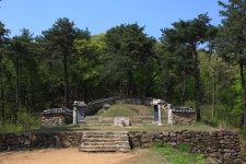 최영장군 묘 [우리문화신문] 최영장군 묘