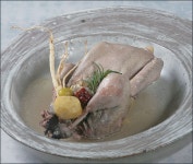 이열치열 음식 ‘삼계탕’의 모든 것 [우리문화신문] 이열치열 음식 ‘삼계탕’의 모든 것