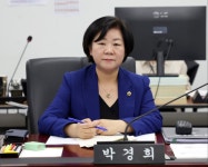 성남시의회 박경희 의원,“성남도시개발공사 결산자료 기본 숫자 조차... 성남시의회 박경희 의원,“성남도시개발공사 결산자료 기본 숫자 조차... 