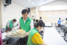 인천 서구 가정1동 새마을협의회·부녀회 ‘삼계탕 나눔’:경인투데이뉴스 ≪경인투데이뉴스≫ 인천 서구 가정1동 새마을협의회·부녀회... 