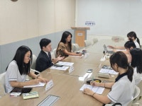 화성특례시의회 김종복 문화복지위원장, 반송고등학교 ‘숨쉬는 교실’... 문화복지위원장, 반송고등학교 ‘숨쉬는 교실’과 간접흡연 저감을... 