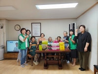 인천 계양구 계양3동 새마을부녀회, 추석맞이 자매경로당 방문... 인천 계양구 계양3동 새마을부녀회, 추석맞이 자매경로당 방문