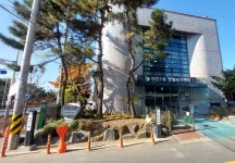 인천 계양구 작전1동 주민자치회, 주민소통 강화 위한 저단형 현수막... 계양구 작전1동 주민자치회, 주민소통 강화 위한 저단형 현수막 게시대 설치